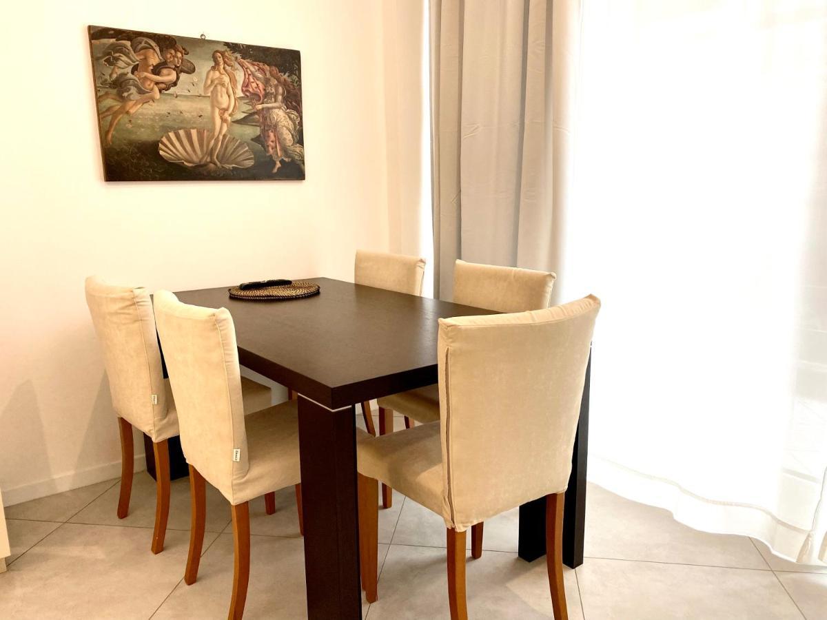 Crespi In Fiera Apartment โบโลญญา ภายนอก รูปภาพ